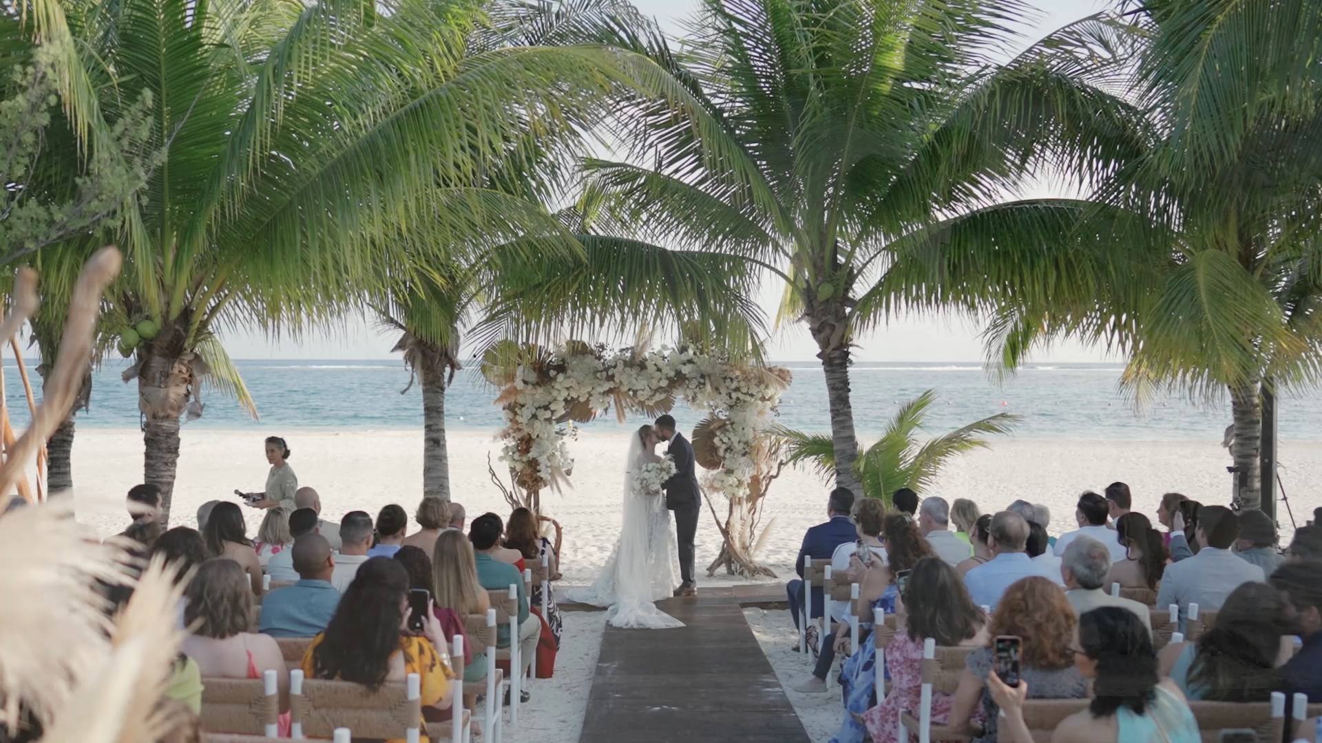 Cancun Wedding Videographer Bonito Films